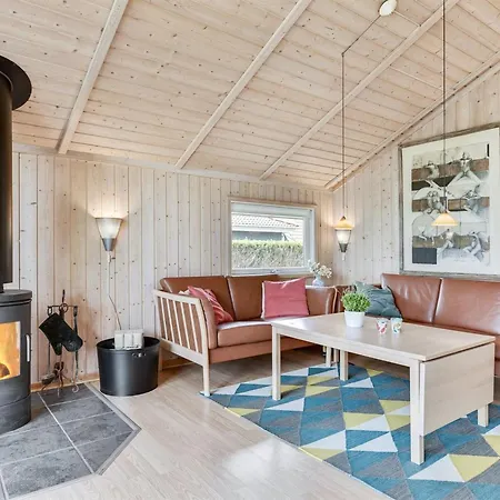 Tore - 200m From The Sea By Interhome Dom wakacyjny