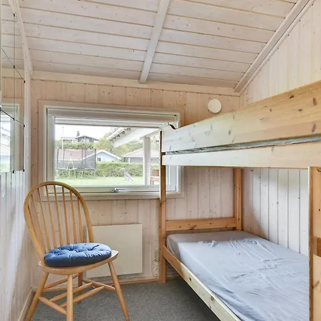 Hébergement de vacances Tore - 200m From The Sea By Interhome *